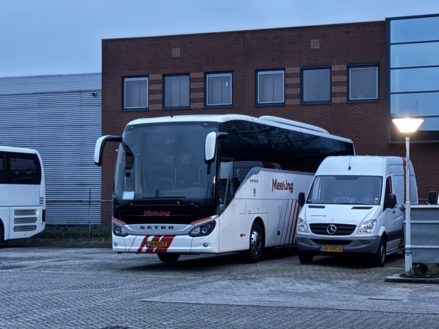Foto van Meer Setra S 515 HD 187 Touringcar door Stadsbus