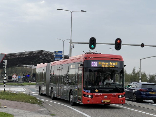 Foto van CXX Ebusco 2.2 (18mtr) 9832 Gelede bus door Stadsbus