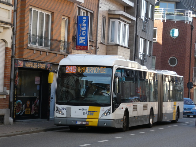 Foto van DeLijn Van Hool AG300 683025 Gelede bus door Delijn821