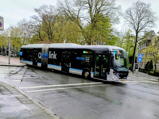 Foto van QBZ Heuliez GX437 ELEC 7411 Gelede bus door Draken-OV