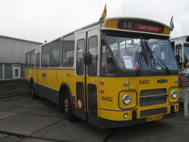 Foto van NZHVM DAF MB200 9452 Standaardbus door stefan188