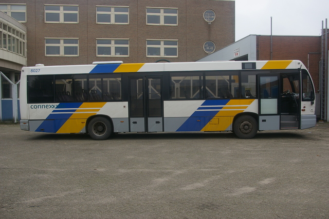 Foto van HER Den Oudsten B95 8027 Standaardbus door wyke2207