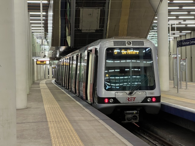 Foto van RET MG2/1 5306 Metro door Stadsbus