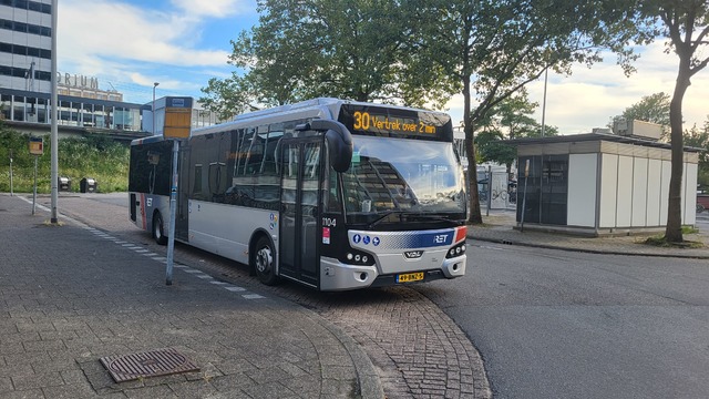 Foto van RET VDL Citea LLE-120 1104 Standaardbus door OVspoter-Lansingerland