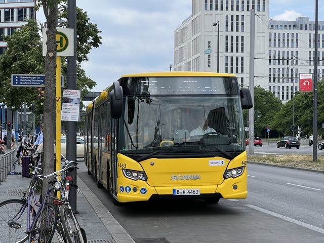 Foto van BVG Scania Citywide LFA 4463 Gelede bus door_gemaakt Stadsbus