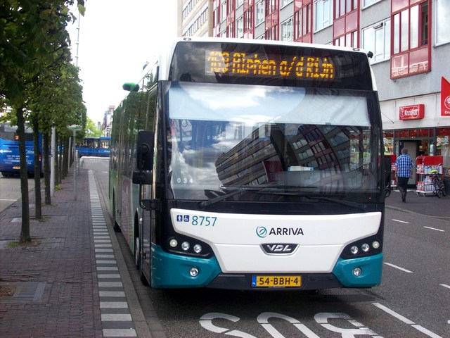 Foto van ARR VDL Citea LLE-120 8757 Standaardbus door wyke2207