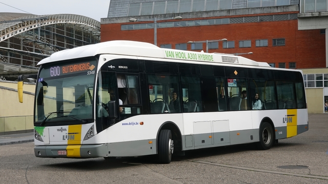 Foto van DeLijn Van Hool A300 Hybrid 5348 Standaardbus door_gemaakt WDK6761G1
