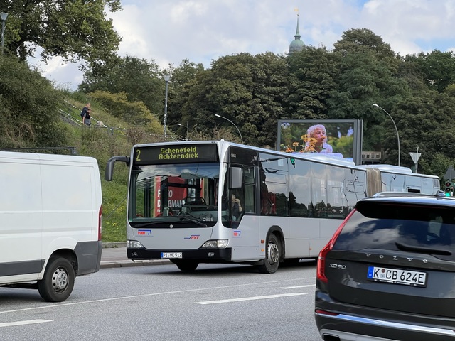 Foto van VHH Mercedes-Benz Citaro G 855 Gelede bus door_gemaakt Stadsbus