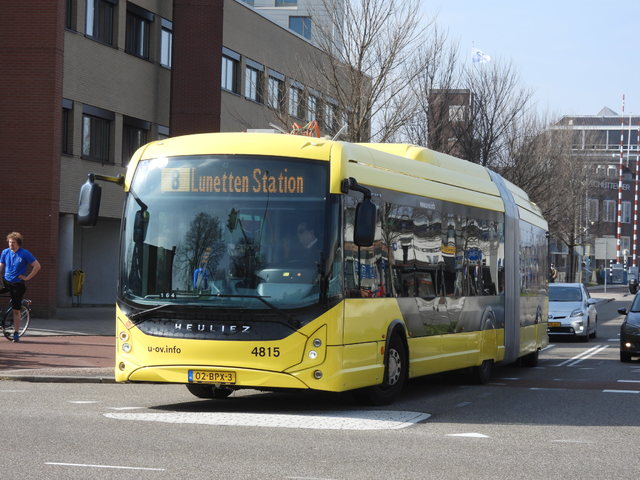 Foto van QBZ Heuliez GX437 ELEC 4815 Gelede bus door_gemaakt stefan188