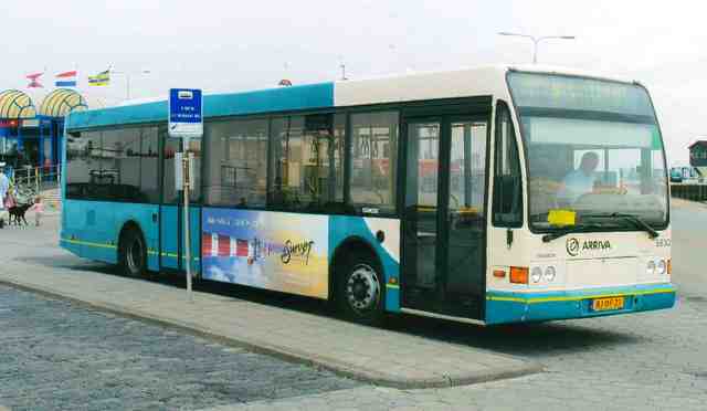 Foto van ARR Berkhof 2000NLF 5830 Standaardbus door Jelmer