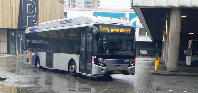 Foto van RET VDL Citea SLE-120 Hybrid 1251 Standaardbus door Busseninportland