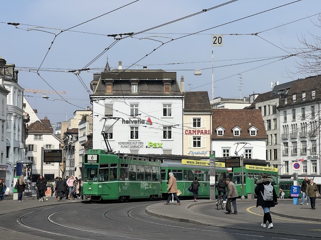 Foto van BVB Schindler Cornichon 484 Tram door Stadsbus