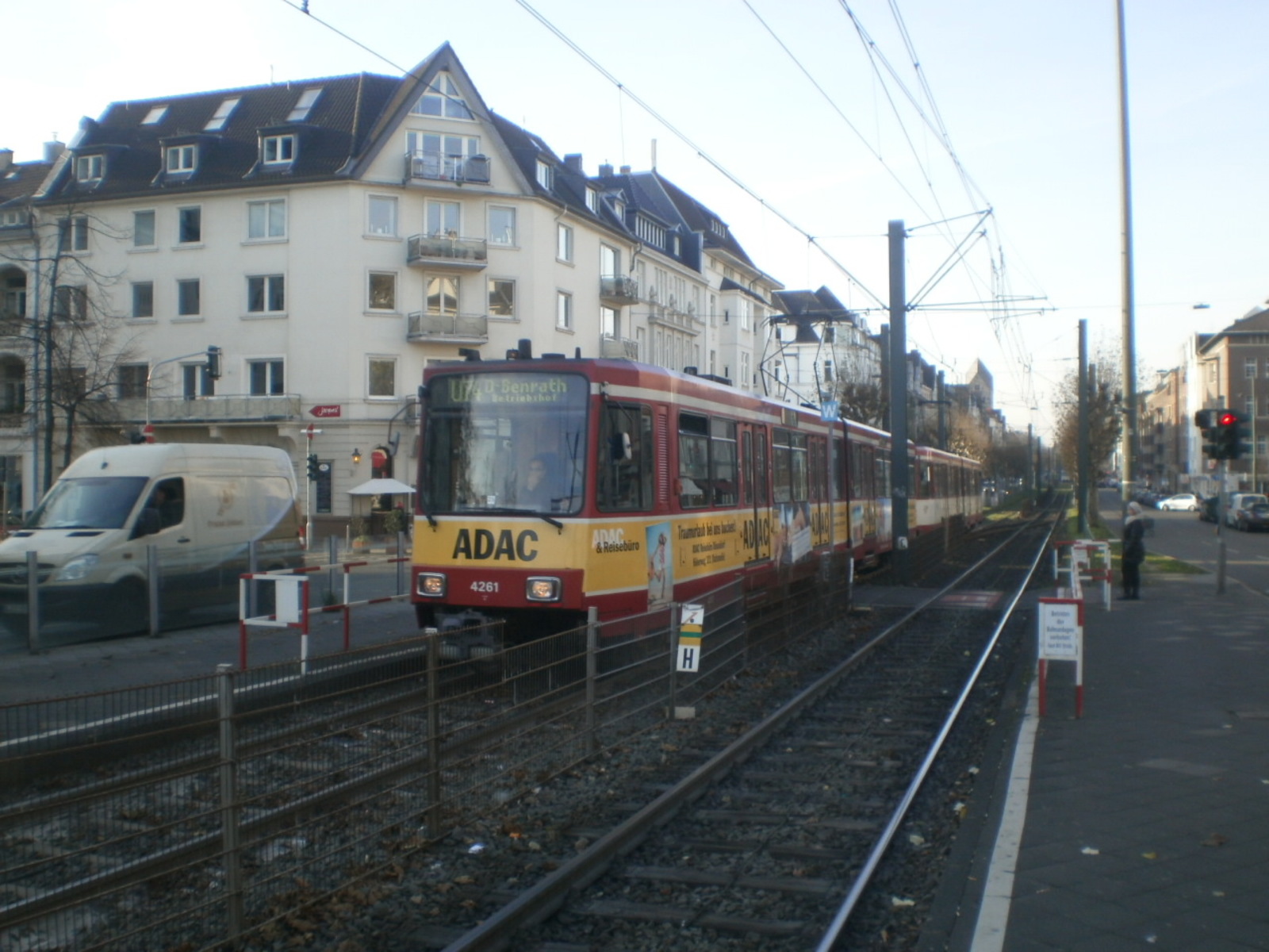 Foto van Rheinbahn Stadtbahnwagen B 4261