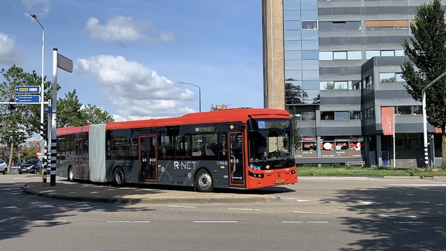 Foto van CXX Ebusco 2.2 (18mtr) 9816 Gelede bus door_gemaakt Stadsbus