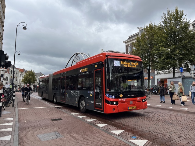Foto van CXX Ebusco 2.2 (18mtr) 9807 Gelede bus door_gemaakt Stadsbus