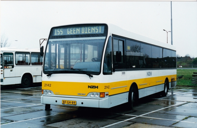 Foto van NZH Berkhof 2000NL 2142 Standaardbus door_gemaakt wyke2207