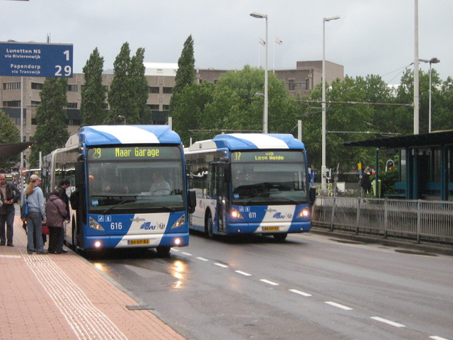 Foto van GVU Van Hool AG300 4611 Gelede bus door wmbrands