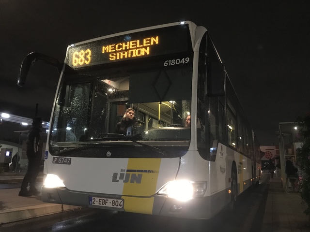 Foto van DeLijn Mercedes-Benz Citaro G 618049 Gelede bus door Delijn821