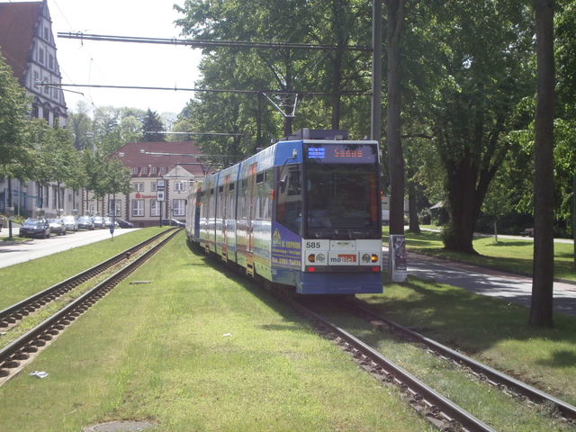 Foto van MoBiel Stadtbahnwagen M/N 8 585 Tram door_gemaakt Perzik