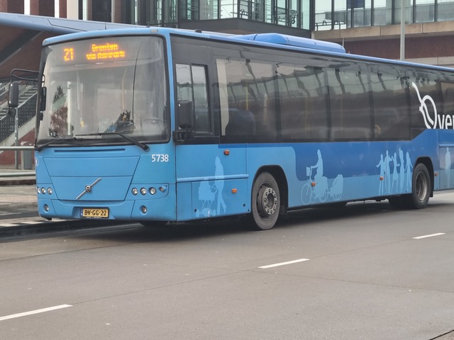 Foto van OVinIJ Volvo 8700 RLE 5738 Standaardbus door Tramspoor