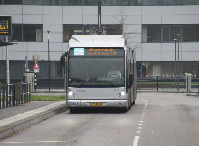 Foto van QBZ Van Hool AGG300 4215 Dubbelgelede bus door RKlinkenberg