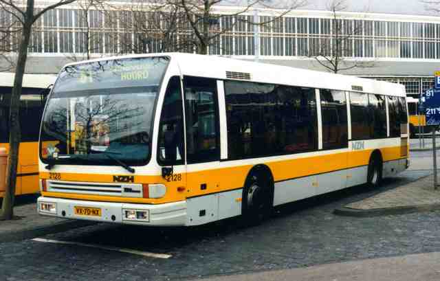 Foto van CXX Den Oudsten B90 2128 Standaardbus door Jelmer