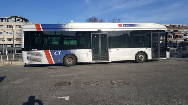 Foto van RET VDL Citea SLE-120 Hybrid 1264 Standaardbus door OVfotoNL