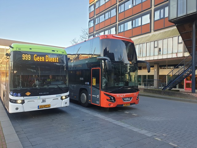 Foto van CXX VDL Futura FDD 1137 Dubbeldekkerbus door MWZ2402