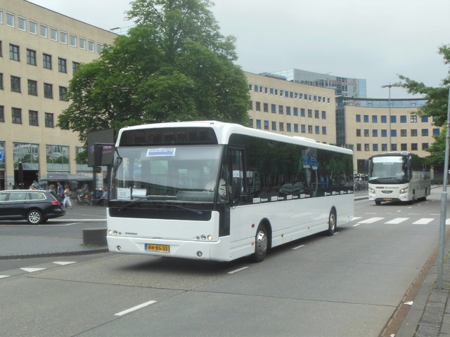 Foto van BKH VDL Ambassador ALE-120 33 Standaardbus door Lijn45