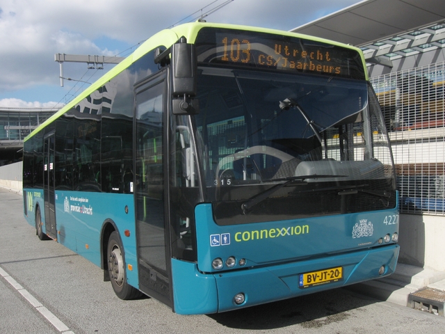 Foto van CXX VDL Ambassador ALE-120 4227 Standaardbus door stefan188