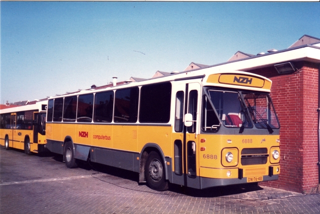 Foto van MB200 DAF MB200 6888 Standaardbus door wyke2207