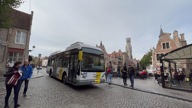 Foto van DeLijn Van Hool A309 Hybrid 2470 Midibus door Stadsbus