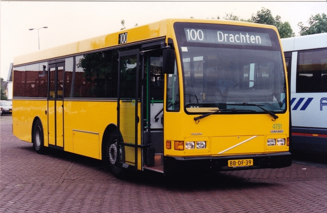 Foto van CXX Berkhof 2000NL 4791 Standaardbus door wyke2207