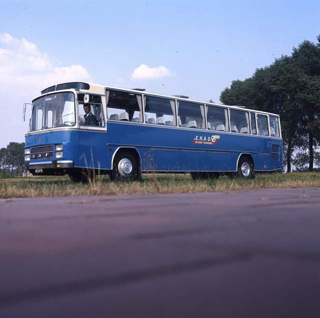 Foto van EHAD DAF SB1602 / Van Hool 88 Standaardbus door NE24