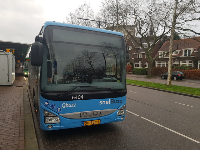 Foto van QBZ Iveco Crossway LE (13mtr) 6404 Standaardbus door treinspotter-Dordrecht-zuid