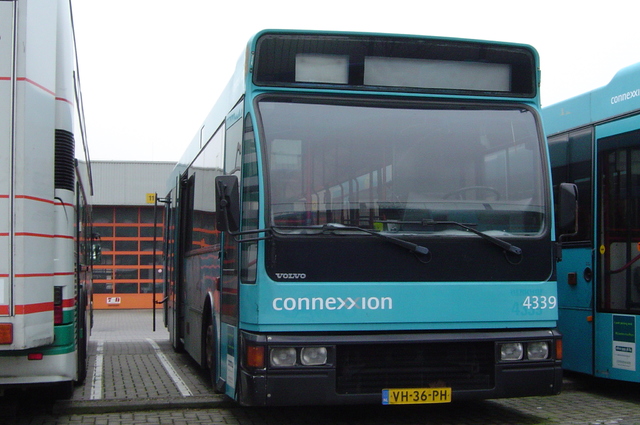 Foto van CXX Berkhof 2000NL 4339 Standaardbus door wyke2207