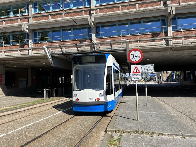 Foto van GVB Siemens Combino 2124 Tram door Stadsbus