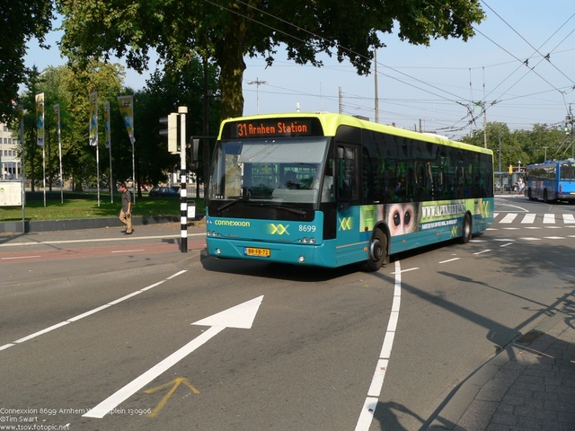 Foto van CXX VDL Ambassador ALE-120 8699 Standaardbus door tsov