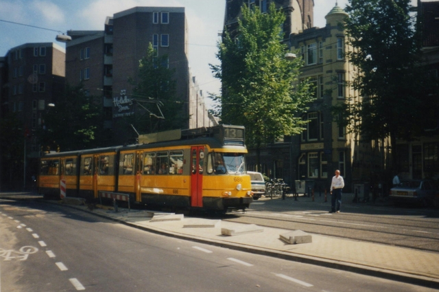 Foto van GVB 6G-Tram 686 Tram door Roel1953