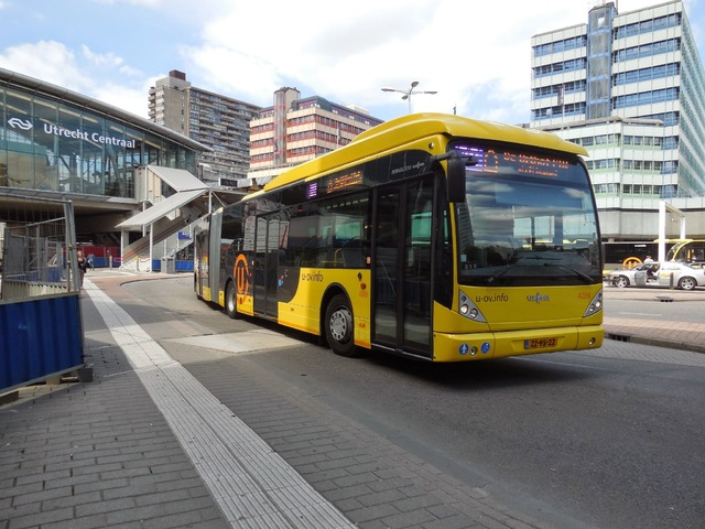 Foto van QBZ Van Hool AGG300 4209 Dubbelgelede bus door Stadsbus