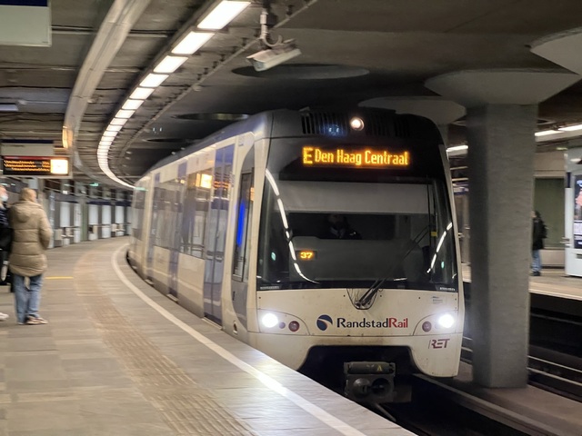 Foto van RET RSG3 5506 Metro door Stadsbus