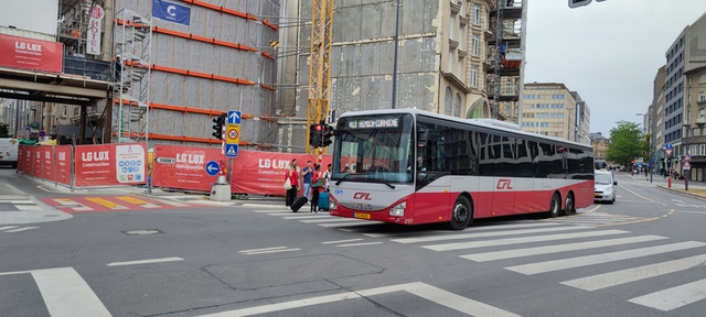 Foto van CFL Iveco Crossway LE (15mtr) 201 Standaardbus door MHVentura