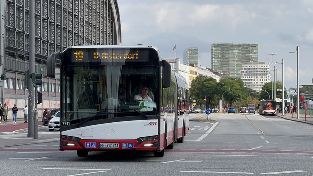 Foto van HH Solaris Urbino 18 7741 Gelede bus door Stadsbus