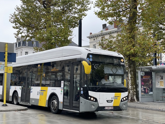 Foto van DeLijn VDL Citea SLFA-180 Hybrid 2819 Gelede bus door_gemaakt M48T