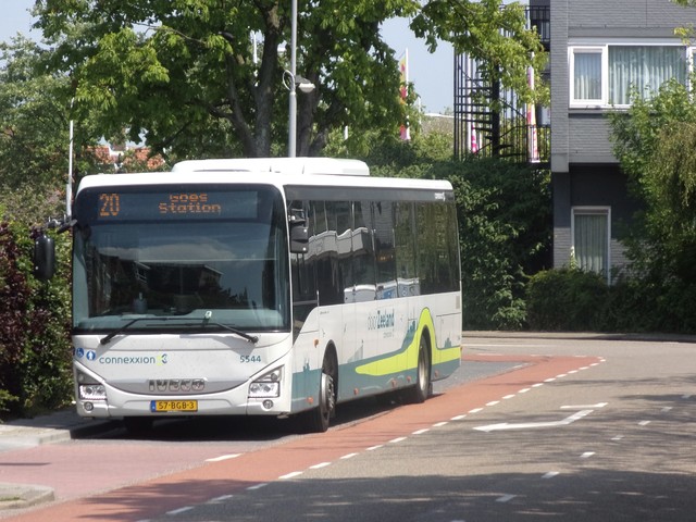 Foto van CXX Iveco Crossway LE (13mtr) 5544 Standaardbus door Lijn45