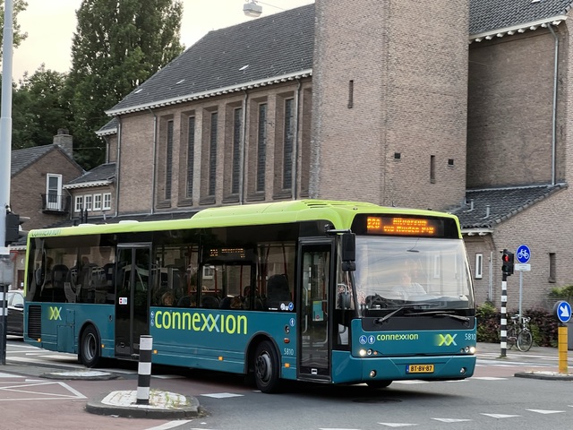 Foto van CXX VDL Ambassador ALE-120 5810 Standaardbus door Stadsbus