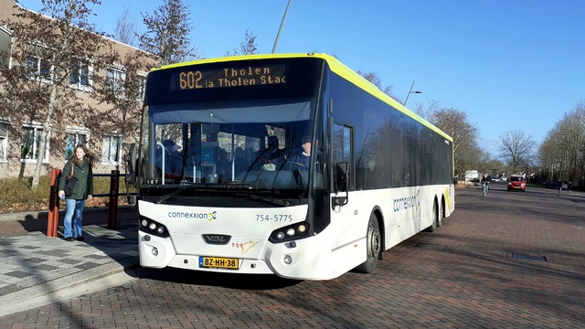 Foto van CXX VDL Citea XLE-137 5775 Standaardbus door EdwinBeijeman