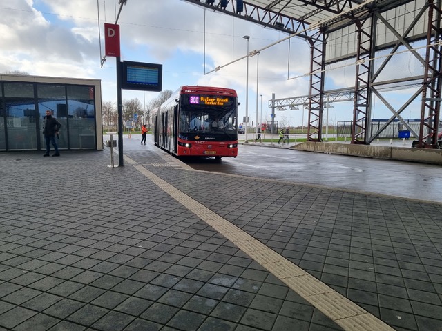 Foto van CXX Ebusco 2.2 (18mtr) 9832 Gelede bus door_gemaakt Tramspoor