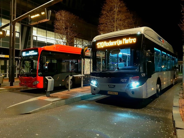 Foto van RET VDL Citea SLE-120 Hybrid 1219 Standaardbus door WimRET2023