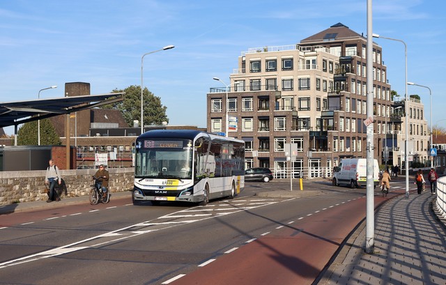 Foto van DeLijn MAN Lion's City 12E 608074 Standaardbus door_gemaakt mauricehooikammer